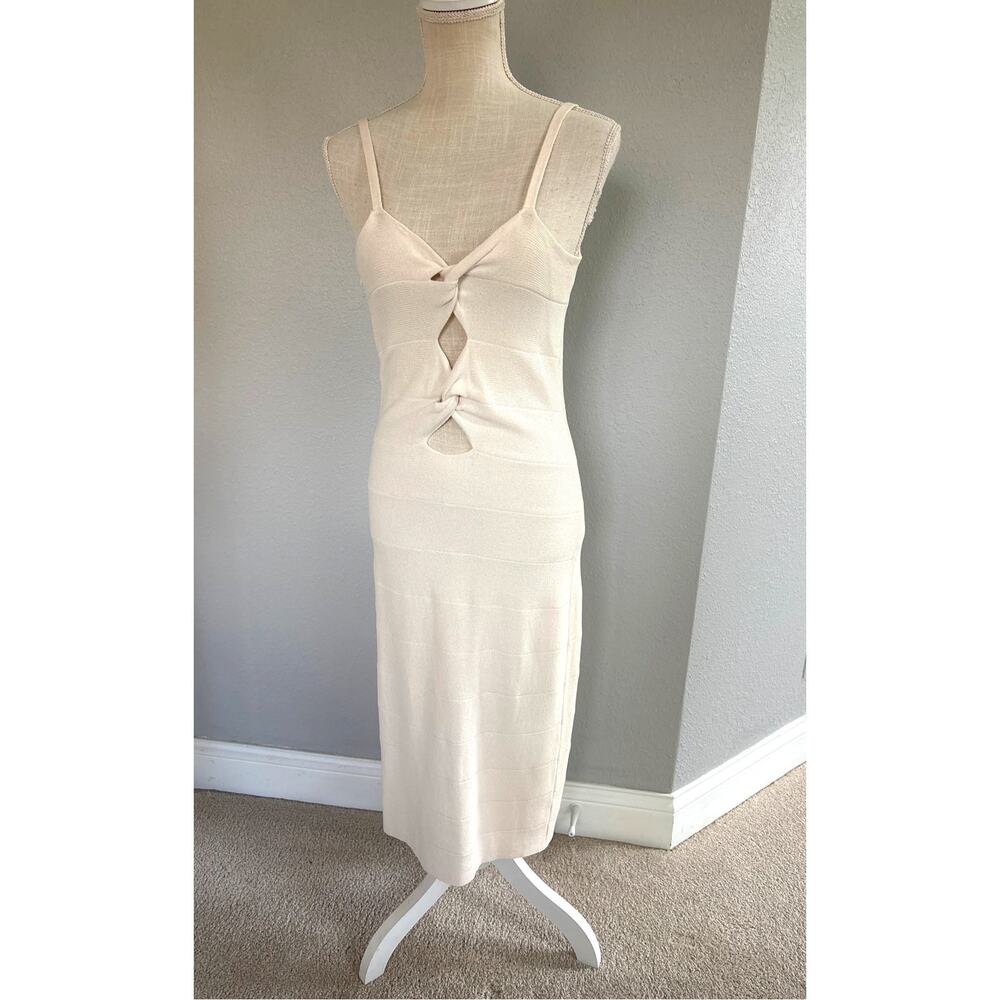 Vintage ST JOHN Santana Ivory Knit Cut Out Sheath Bandage Dress Size 12